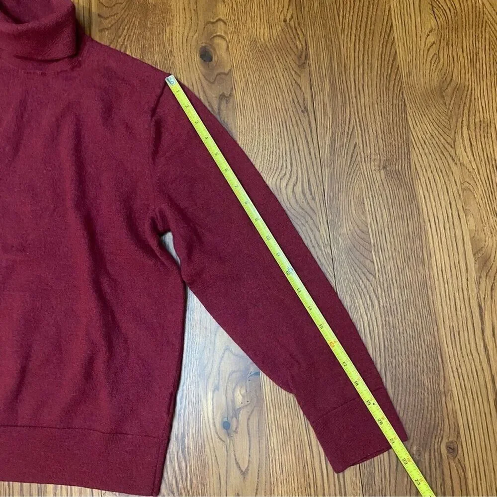 BANANA REPUBLIC Baruffa Mens S/M Red Moda Merino Wool Soft Turtleneck Sweater*